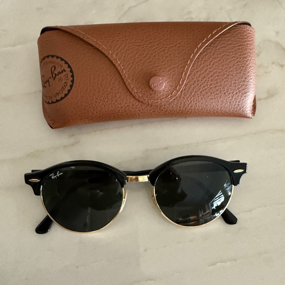 Ray Ban RB4246 Clubround Sunglasses